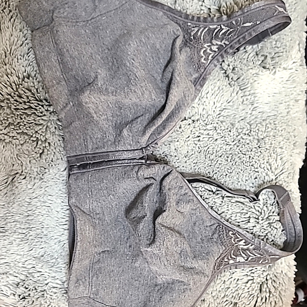 Catherine's intimates 44C front close Gray bra